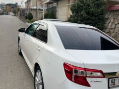 Сүрөт унаа Toyota Camry