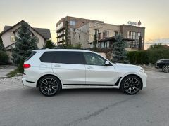 Фото авто BMW X7