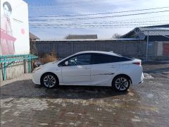 Сүрөт унаа Toyota Prius