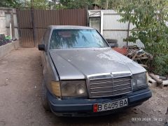 Фото авто Mercedes-Benz W124