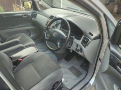 Фото авто Toyota Ipsum