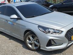 Photo of the vehicle Hyundai Sonata