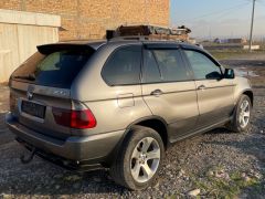 Photo of the vehicle BMW X5