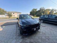 Сүрөт унаа BMW X7