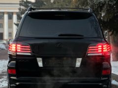 Photo of the vehicle Lexus LX