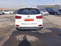 Сүрөт унаа Kia Sorento