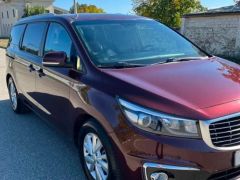 Photo of the vehicle Kia Carnival