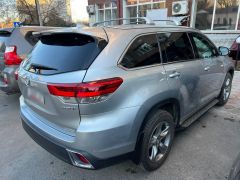 Фото авто Toyota Highlander