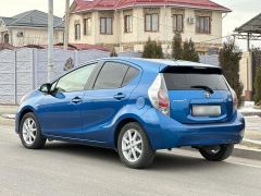 Фото авто Toyota Prius c