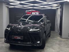 Photo of the vehicle Lexus LX