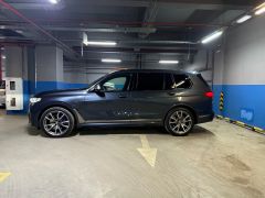 Фото авто BMW X7