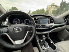 Фото авто Toyota Highlander