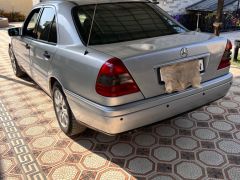 Сүрөт унаа Mercedes-Benz C-Класс