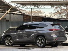 Сүрөт унаа Toyota Highlander