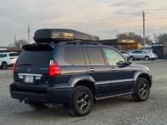 Photo of the vehicle Lexus GX