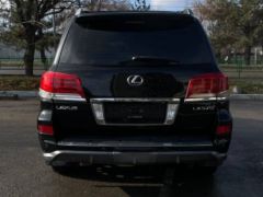 Photo of the vehicle Lexus LX