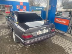 Фото авто Mercedes-Benz W124