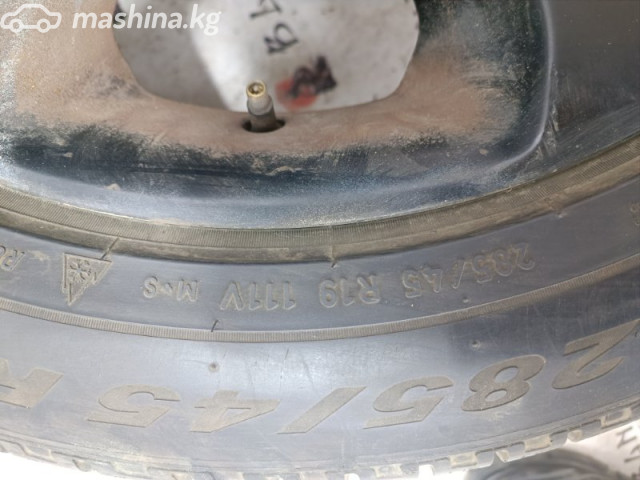 Wheel rims - Диск R19 5x120.65 с шиной