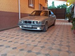 Сүрөт унаа BMW 5 серия