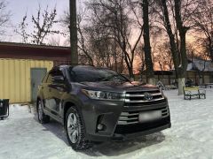 Photo of the vehicle Toyota Highlander