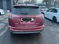 Сүрөт унаа Toyota RAV4