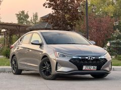 Фото авто Hyundai Elantra