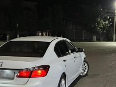 Сүрөт унаа Honda Accord