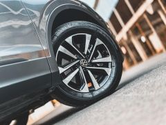 Фото авто Volkswagen Tiguan