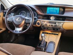 Фото авто Lexus ES