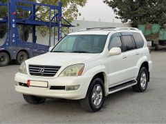 Photo of the vehicle Lexus GX