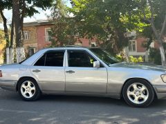 Photo of the vehicle Mercedes-Benz W124