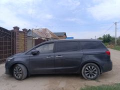 Фото авто Kia Carnival