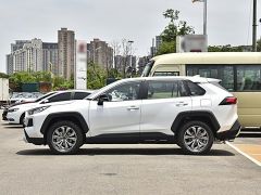 Сүрөт унаа Toyota RAV4