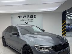 Photo of the vehicle BMW 5 Series