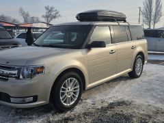 Photo of the vehicle Ford Flex