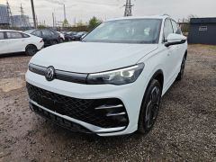 Фото авто Volkswagen Tiguan