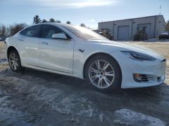 Фото авто Tesla Model S