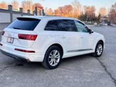 Сүрөт унаа Audi Q7