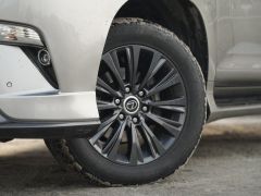 Photo of the vehicle Lexus GX