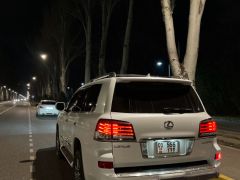 Сүрөт унаа Lexus LX