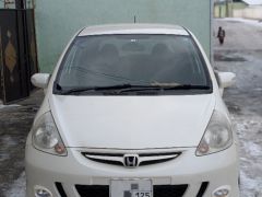 Photo of the vehicle Honda Fit