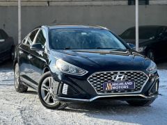 Photo of the vehicle Hyundai Sonata