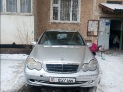 Сүрөт унаа Mercedes-Benz C-Класс