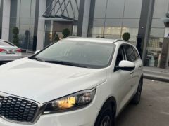 Photo of the vehicle Kia Sorento