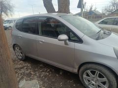 Фото авто Honda Fit