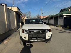 Сүрөт унаа Toyota Land Cruiser Prado