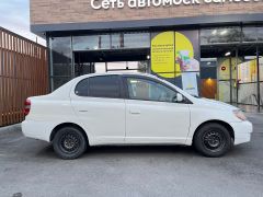 Сүрөт унаа Toyota Platz