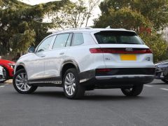 Photo of the vehicle Audi Q6