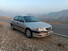 Сүрөт унаа Toyota Avensis