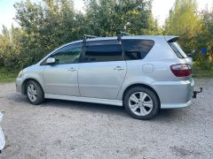 Photo of the vehicle Toyota Ipsum